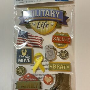 PAPER HOUSE MILITARY LIFE  3D AUTOCOLLANT  D STICKERS